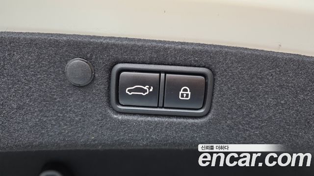 Hyundai Grandeur 2023 — photo 22