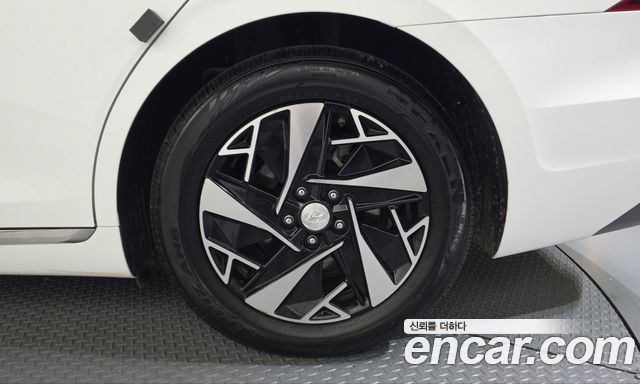 Hyundai Grandeur 2023 — photo 7