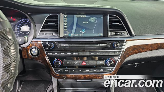 Hyundai Aslan 2015 — photo 19