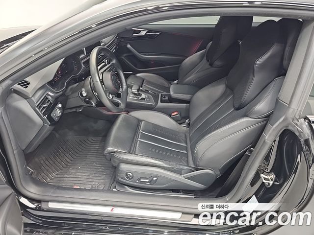Audi A5 2019 — photo 12