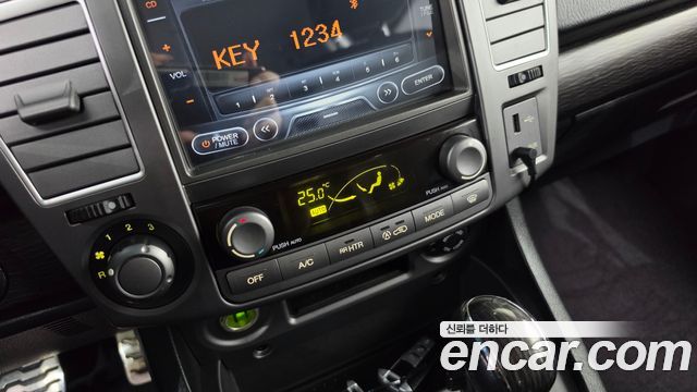 KG Mobility KORANDO 2017 — photo 20