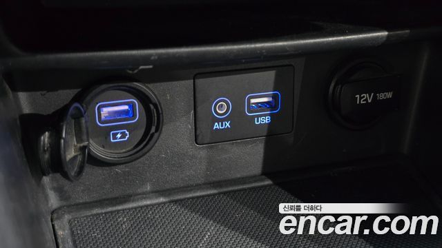Hyundai Kona 2019 — photo 29
