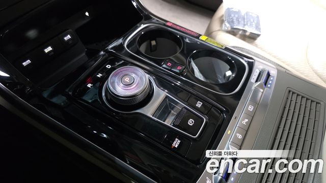 Kia Canival 2022 — photo 12