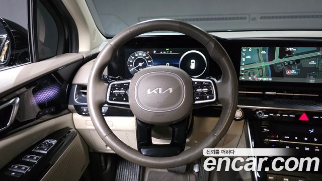 Kia Canival 2022 — photo 19