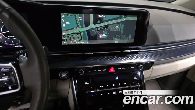 Kia Canival 2022 — photo 20