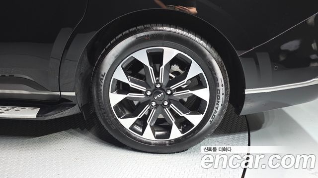Kia Canival 2022 — photo 7