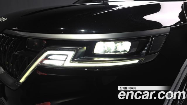 Kia Canival 2022 — photo 8