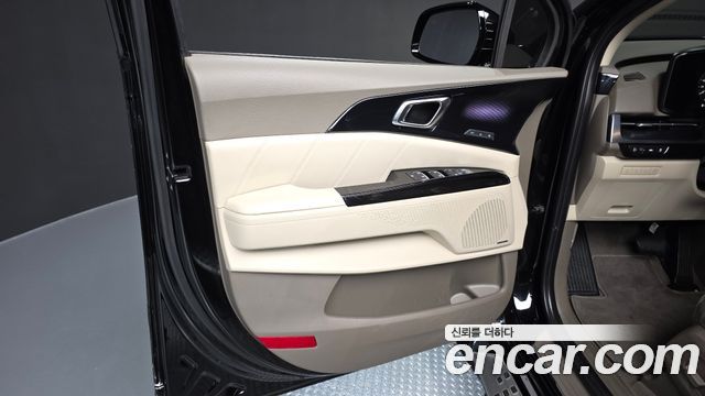 Kia Canival 2022 — photo 14