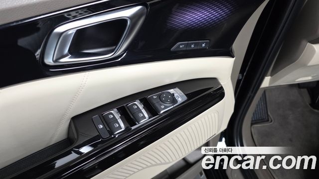 Kia Canival 2022 — photo 33