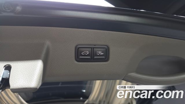 Kia Canival 2022 — photo 36