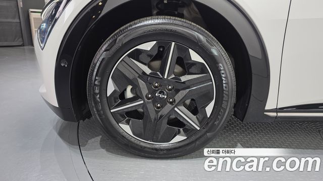 Kia EV6 2025 — photo 5