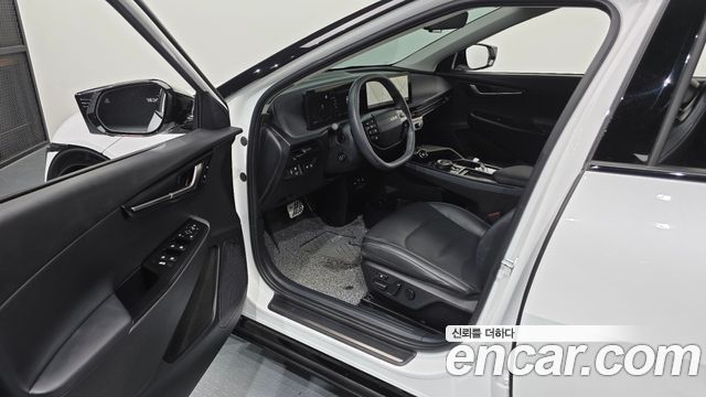 Kia EV6 2025 — photo 13