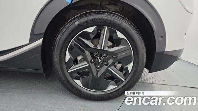 Kia EV6 2025 — photo 7