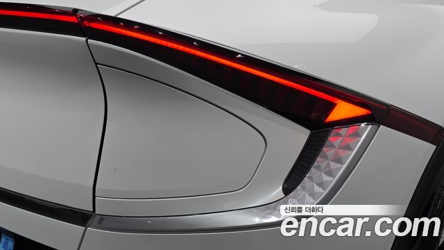 Kia EV6 2025 — photo 9