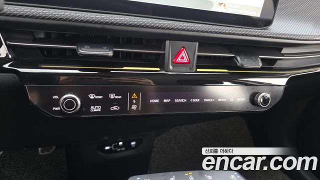 Kia EV6 2025 — photo 28