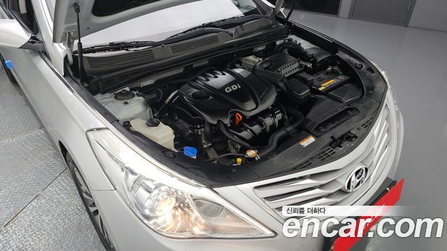 Hyundai Grandeur 2011 — photo 6