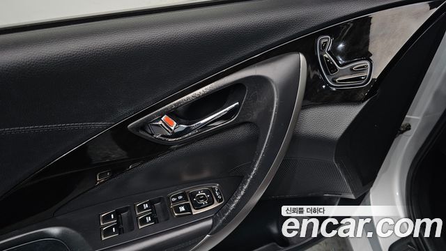 Hyundai Grandeur 2011 — photo 13