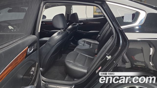 Kia K7 2016 — photo 11