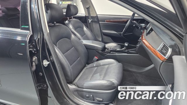 Kia K7 2016 — photo 12