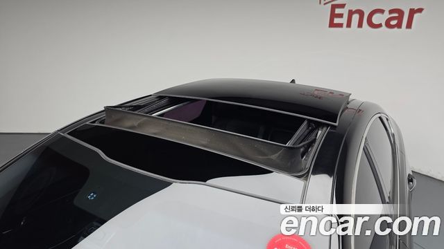 Kia K7 2016 — photo 20