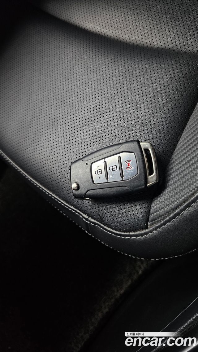 KG Mobility TIBOLI 2020 — photo 18