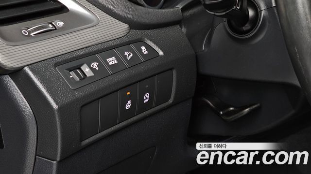 Hyundai Maxcruz 2017 — photo 19