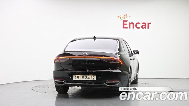 Hyundai Grandeur 2022 — photo 4