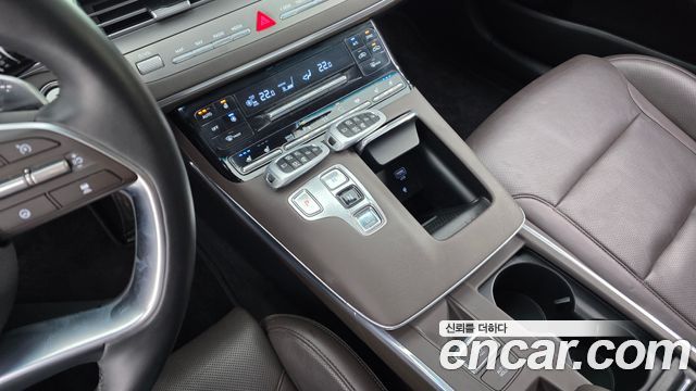 Hyundai Grandeur 2022 — photo 9