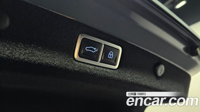 Hyundai Grandeur 2023 — photo 25