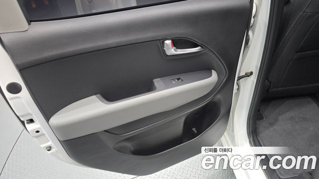 Kia RAY 2018 — photo 15