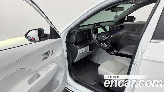 Hyundai Kona 2023 — photo 13