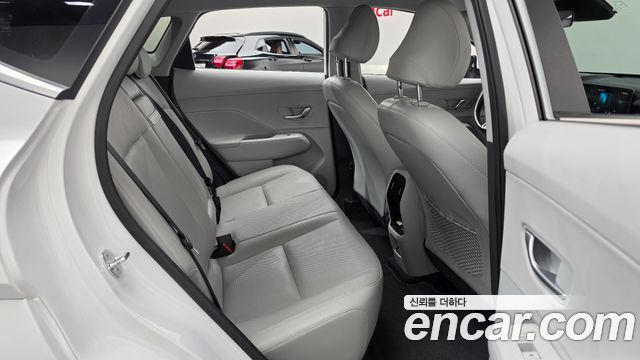 Hyundai Kona 2023 — photo 17