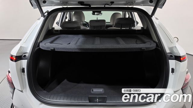 Hyundai Kona 2023 — photo 23