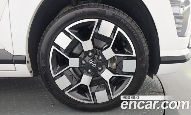 Hyundai Kona 2023 — photo 7