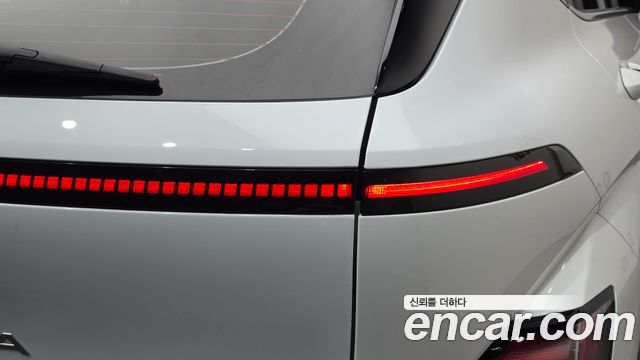 Hyundai Kona 2023 — photo 9