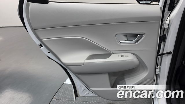 Hyundai Kona 2023 — photo 15