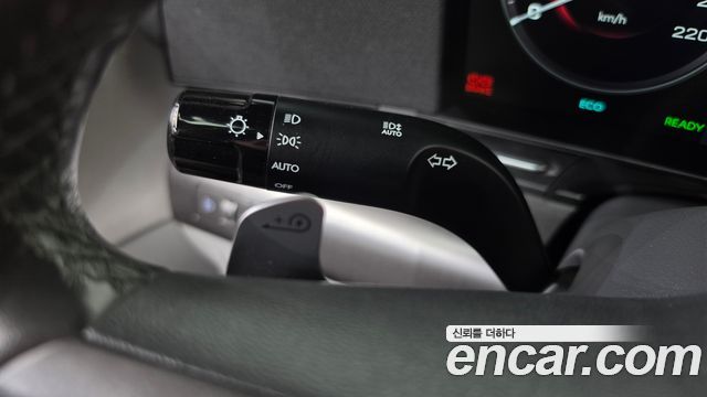 Hyundai Kona 2023 — photo 30