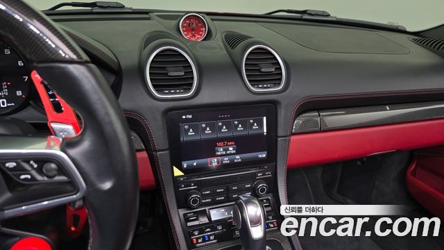 Porsche 718 2020 — photo 18