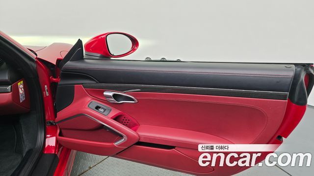 Porsche 718 2020 — photo 15