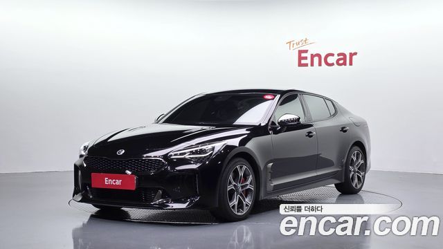 Kia Stinger 2019 — photo 1