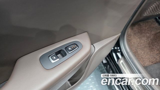 Kia Stinger 2019 — photo 28