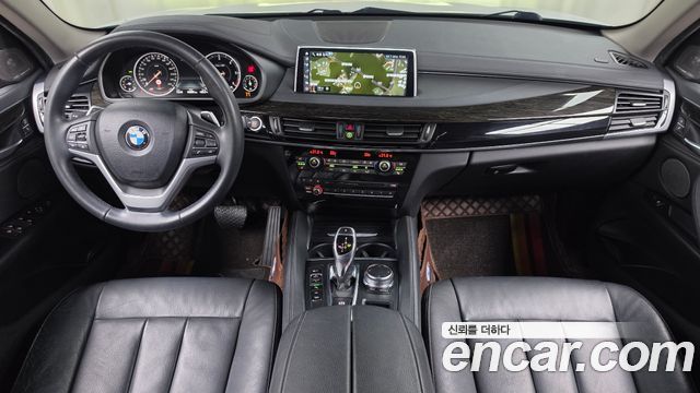 BMW X6 2018 — photo 10