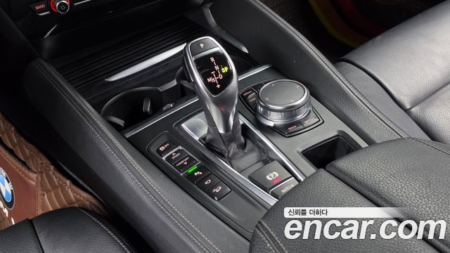 BMW X6 2018 — photo 12