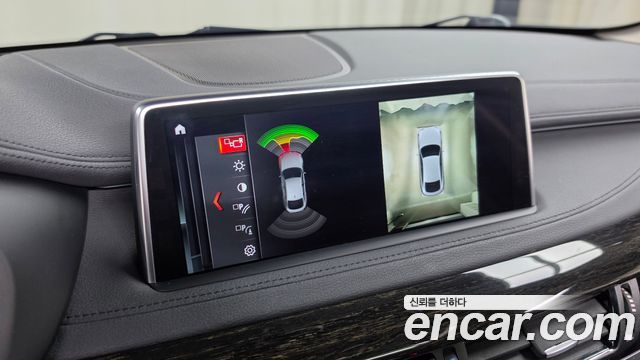 BMW X6 2018 — photo 22