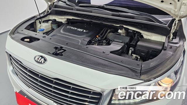 Kia Canival 2018 — photo 6