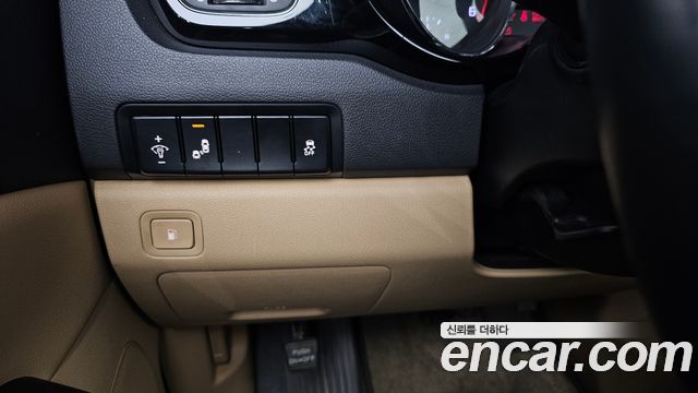 Kia Canival 2018 — photo 22