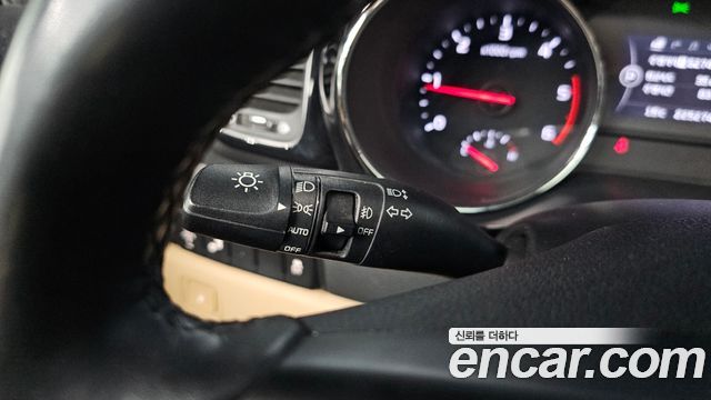 Kia Canival 2018 — photo 24