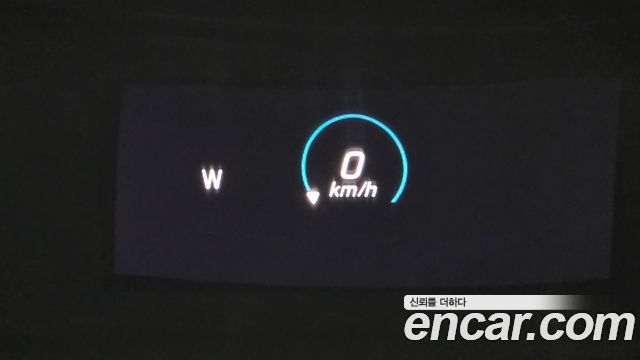 Mercedes-Benz E-Class 2021 — photo 24