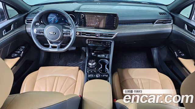 Kia K5 2021 — photo 10