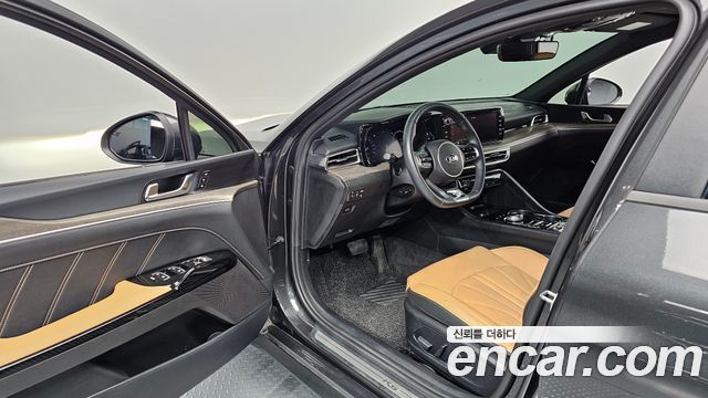 Kia K5 2021 — photo 13